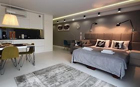 Studio Lazarza 13